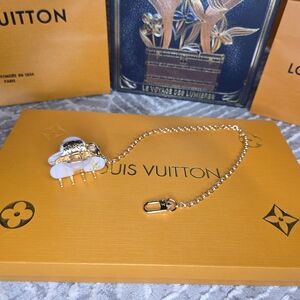 LV Hair Clip With Chain
